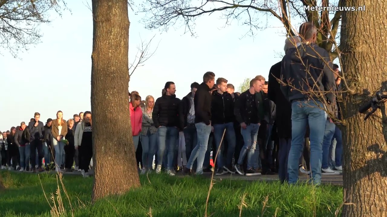 Aangrijpende herdenkings bijeenkomst voor slachtoffers ongeval in Havelte
