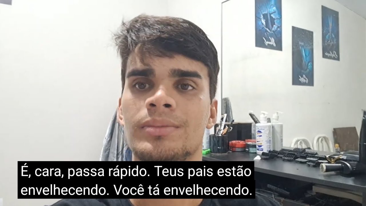 O tempo está se passando, um dia você vai ser velho e olhar para trás....