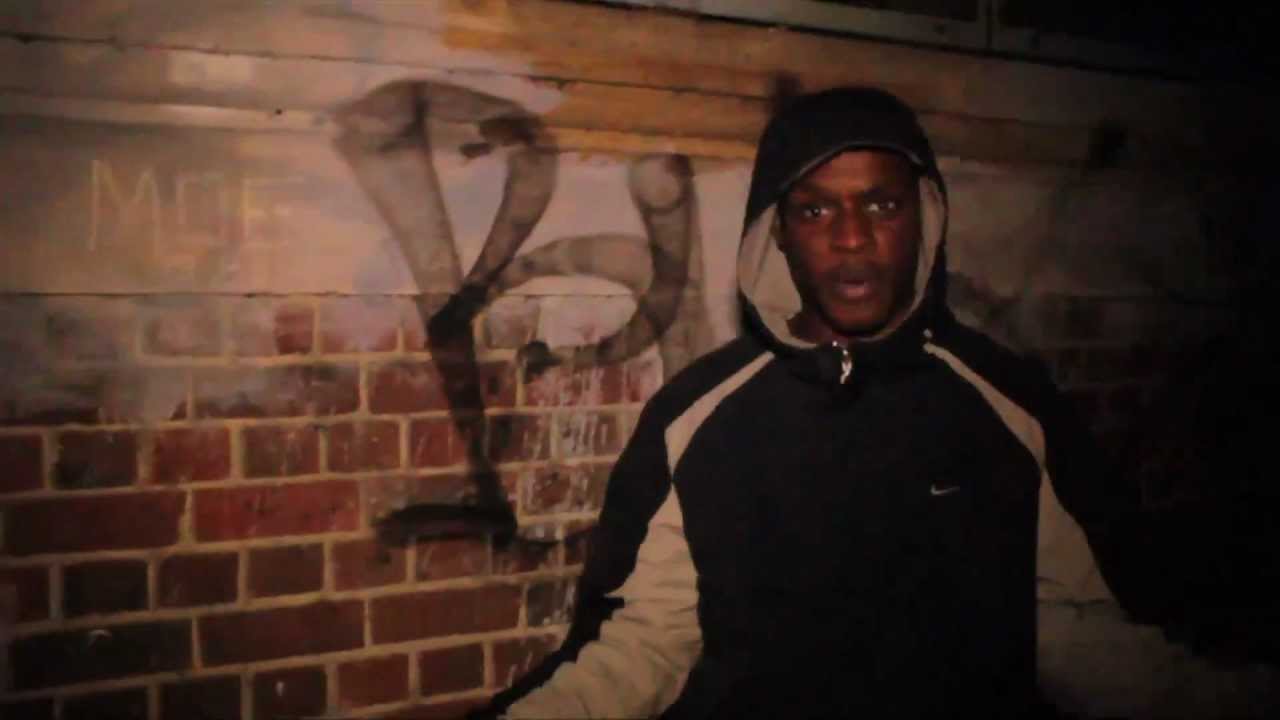 SNEAKBO FT TEMPMAN -LINK UP