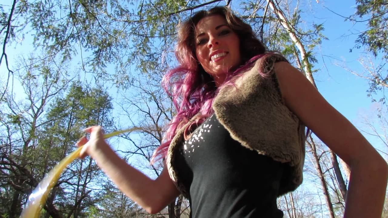 Katie Sunshine's Three Beat Weave Tutorial
