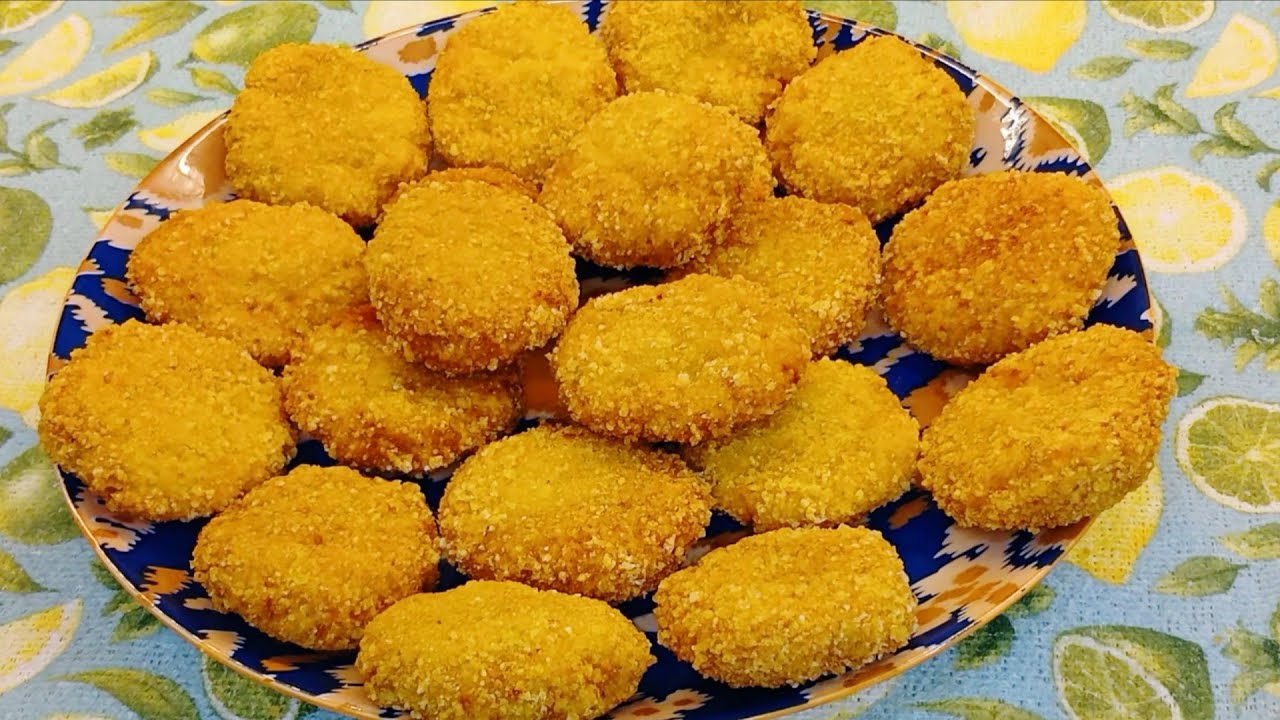 صدر فرخه واحد عملت اكبر كميه كفته فراخ بالبقسماط وطعم تحفه وقرمشه ملهاش حل 🥰🥰