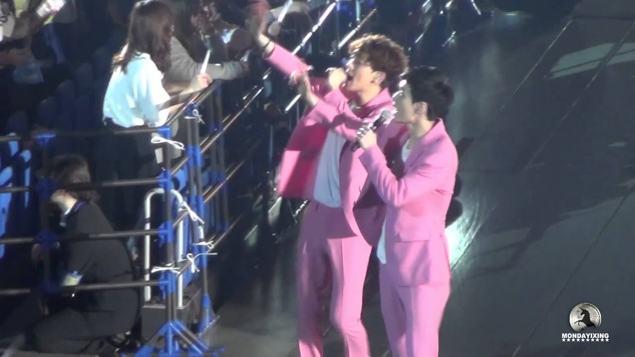 150419 EXO CHANNEL Lucky (LAY focus)