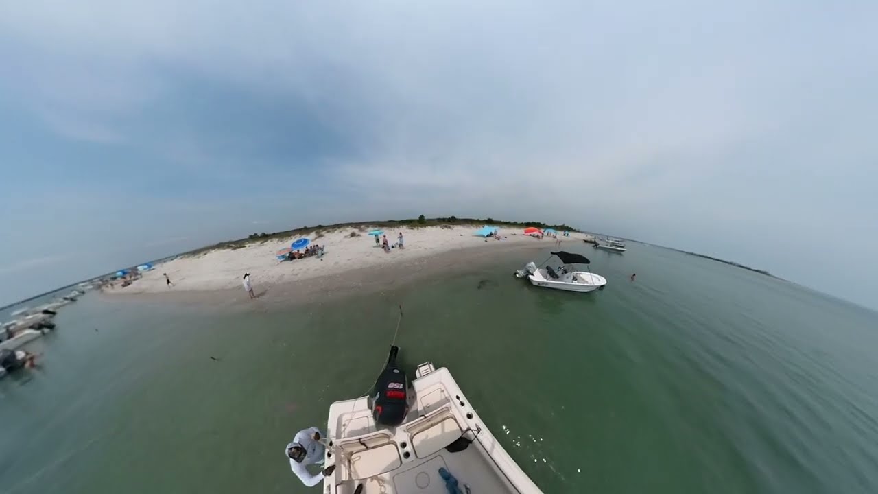 How to Set Boat Anchor When Going to the Beach