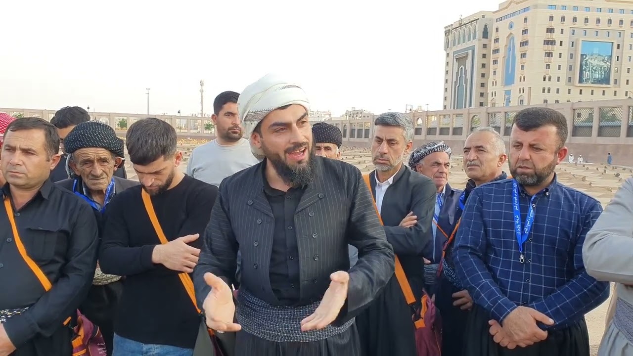 گۆڕستانی بەقیع ، م ئارام پاڕەزانی