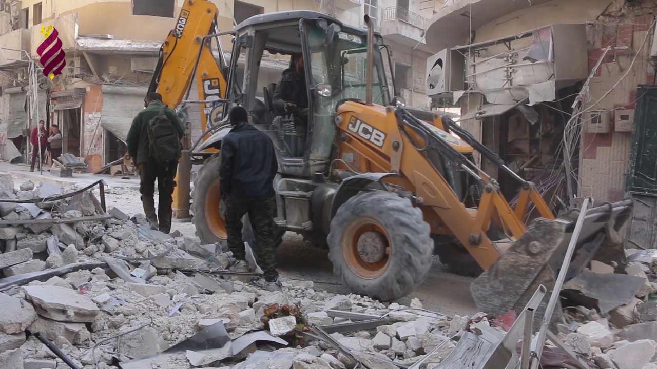 البراق || آثار الدمار بعد تعرض حي المشهد مساء امس لقصف بصاروخ بالستي