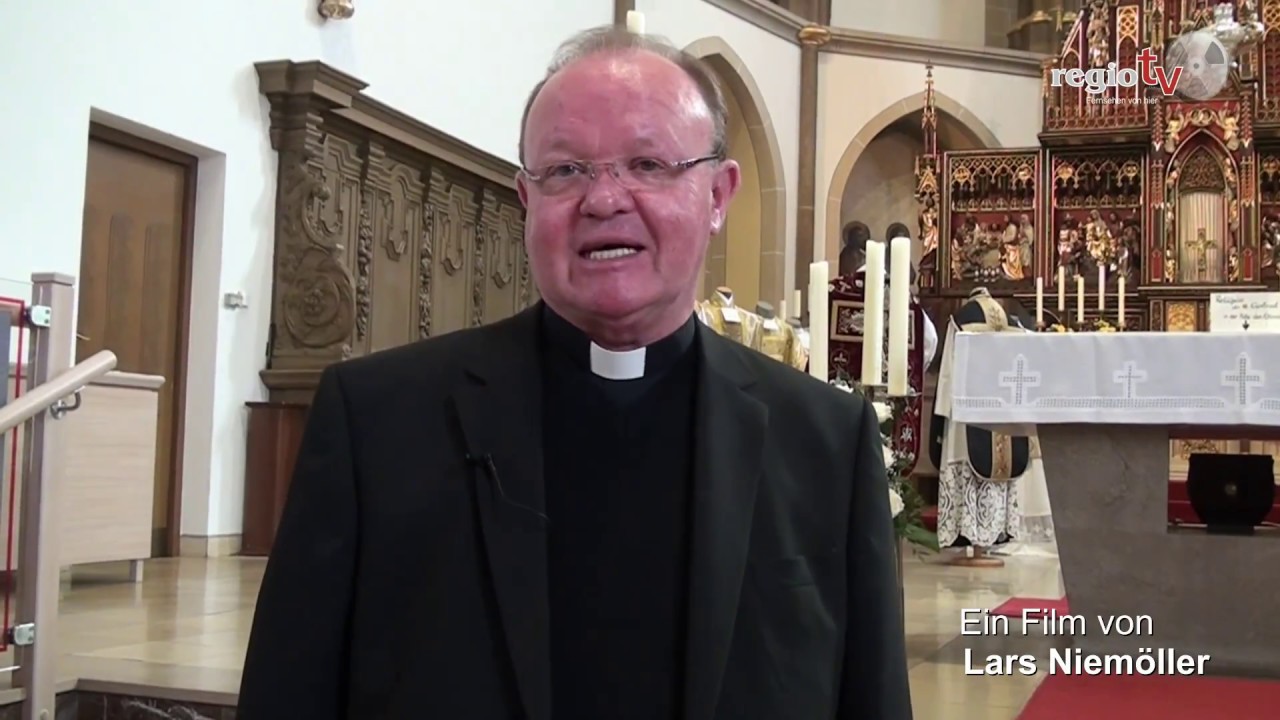 Ausstellung liturgischer Gew&auml;nder und Ger&auml;te in der Kirche St. Gertrud - regiotv