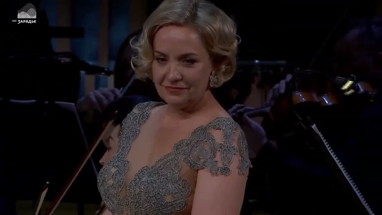 Nadezhda Pavlova THE TALES OF HOFFMANN OFFENBACH