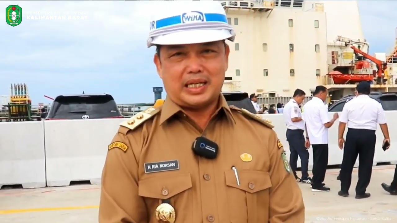 Wagub Kalbar Tinjau Pelabuhan Internasional Kijing bersama Komisi V DPR RI