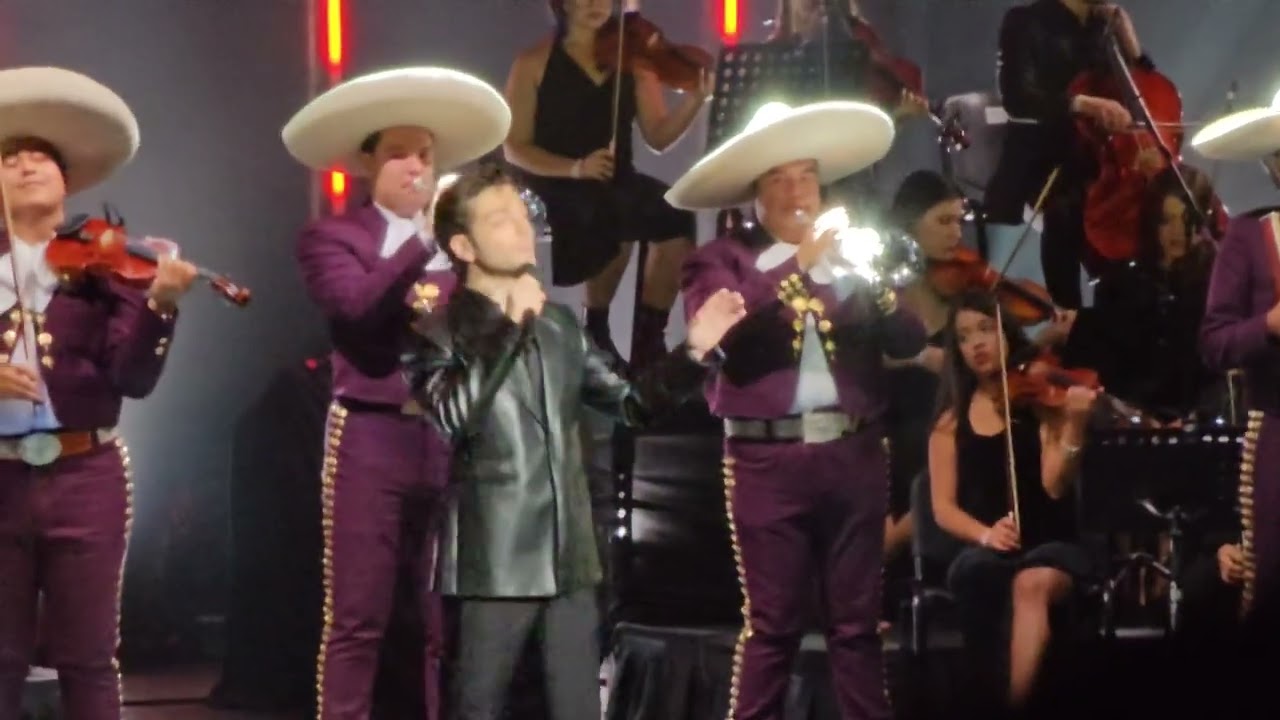 IL Volo cantando con mariachi Ella/ Si Nos Dejan Guadalajara 2023