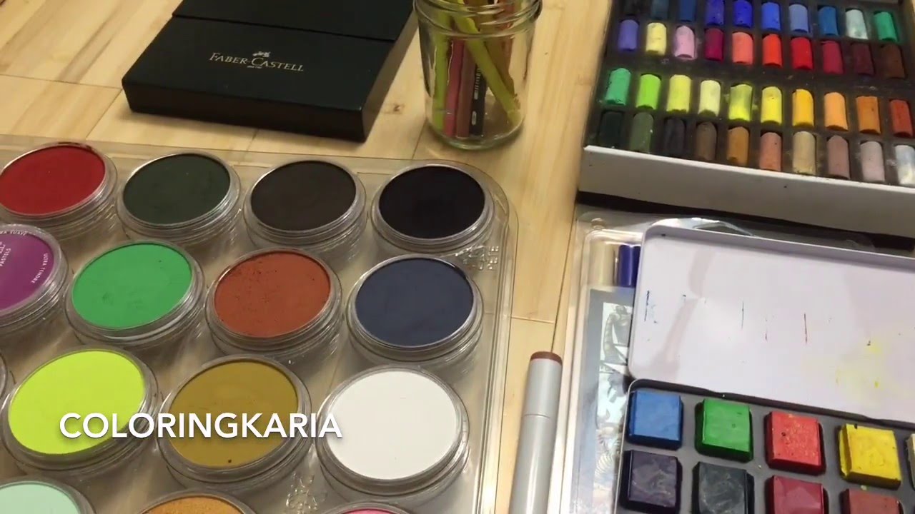 Ultimate Adult Coloring Book Background option breakdown: Watercolor, Pastels, Inktense and more