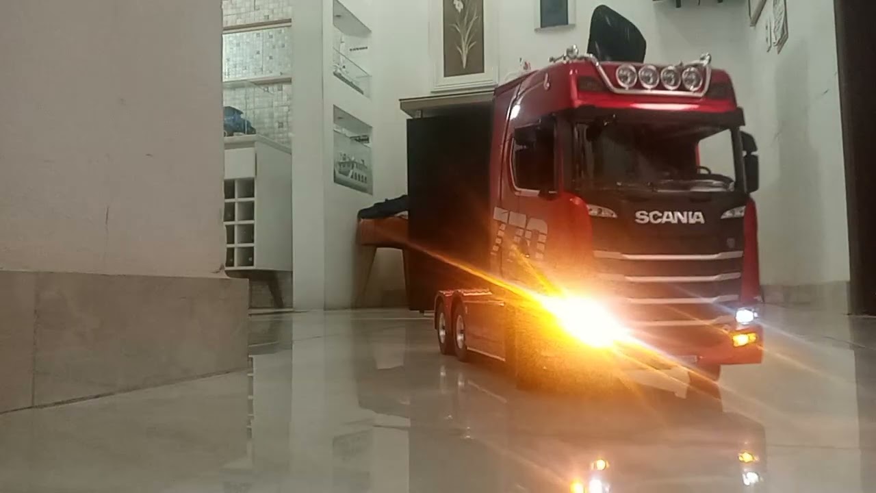 Scania 770s controle remoto do fabricante huina 