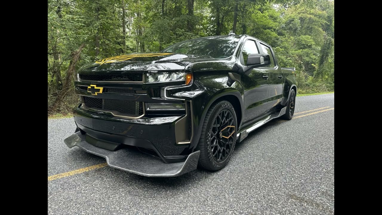 2022 Chevrolet Silverado 1500 Bandit Truck