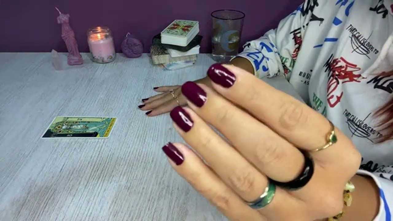 Aklımdaki Kişi Aslında Bana neler Söylemek İsterdi? Neler Saklıyor? Azizenin Sırrı Tarot Açılımı