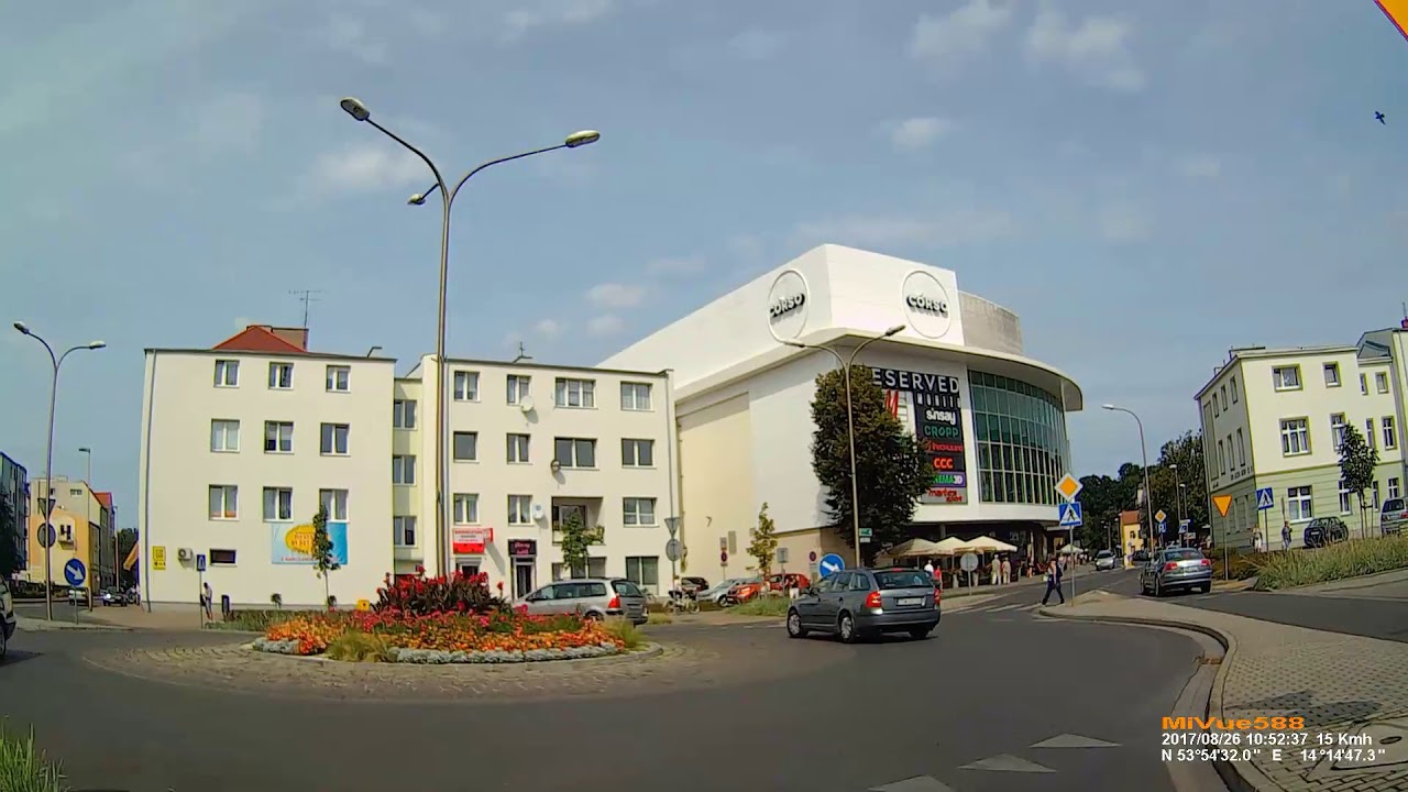 PL: Świnoujście (Swinemünde). Driving from ferry Karsibór  to Ul. Henryka Sienkiewicza. August 2017
