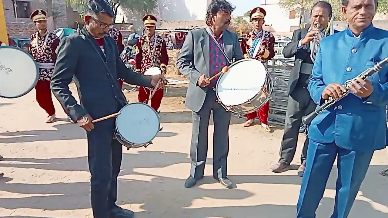 Mohit band nokha m.7023434843