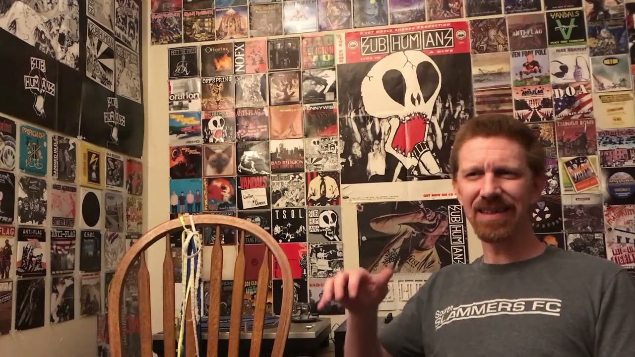 Shnootz - Reaction Video (Grace Jones - The Hunter Gets Captured by the Game)