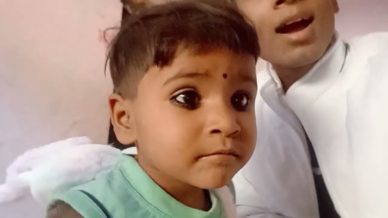 दोस्तो मैं आज खिचड़ी का सामान लेके दीदी के घर आया हु कमेंट करके आप लोग जरूर की ब्लॉक कैसा है😊👌👌