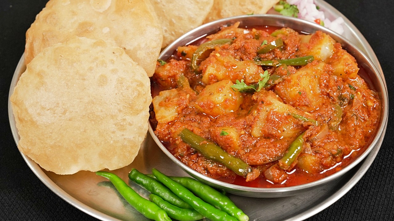 Unlock the Secrets of Aloo Bhuna Masala | Your New Favorite Curry | Aloo Puri