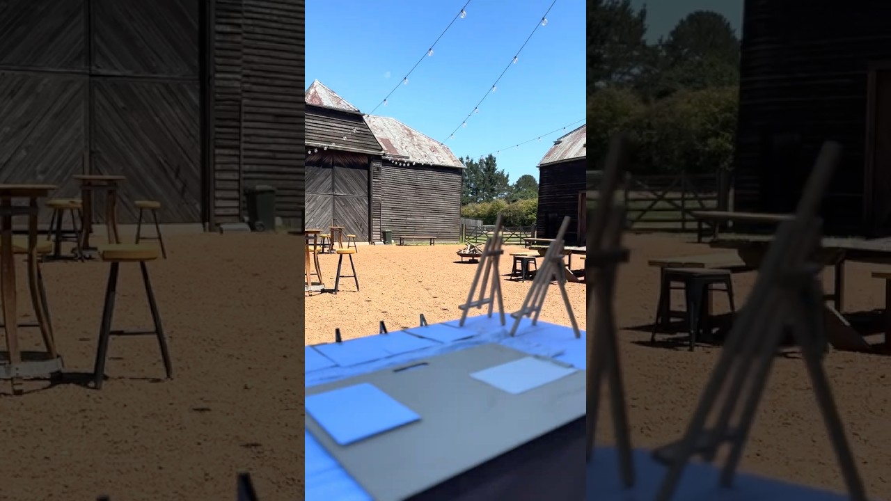 Live guest portrait illustration at a UNESCO World Heritage Site