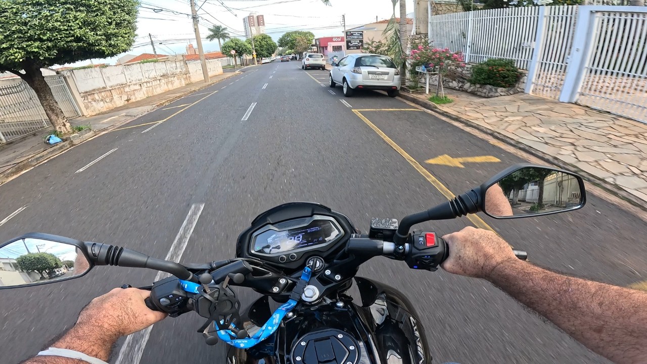 PORQUE VOCE DEVE TER UMA DOMINAR 160 DA BAJAJ