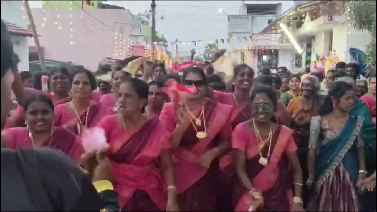 No DJ,No stage,Just raw village fire 