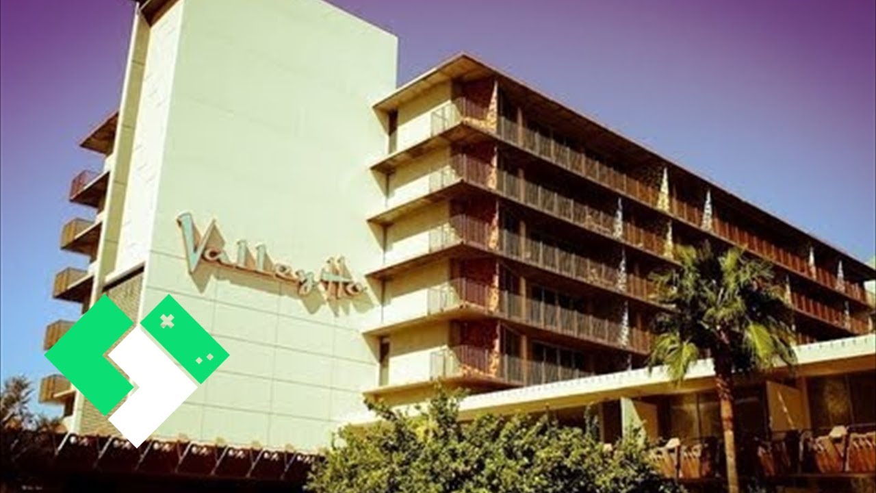STAYCATION: HOTEL VALLEY HO (8.4.12 - Day 127) | Clintus.tv