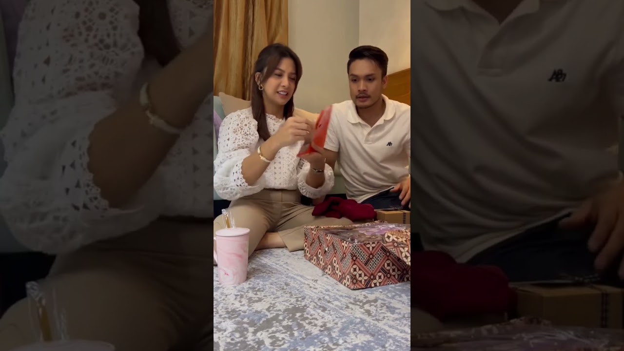 Randy Pangalila & Alisia rininta unboxing hadiah dari fans #tcyk #JeNov #randpunk #alisiarininta