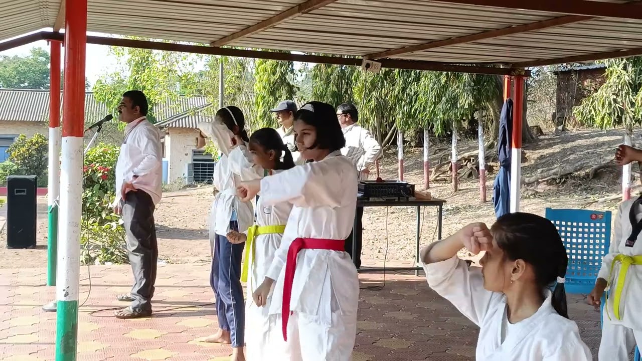 🥋 कराटे महिला सबलीकरण प्रशिक्षण | मुलींसाठी स्वसंरक्षण प्रशिक्षण | Sangli Karate Training