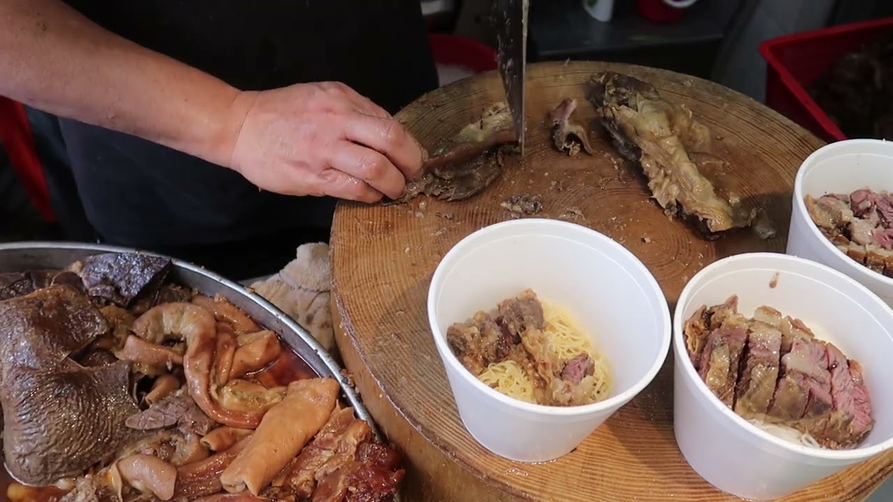 Beef Brisket Beef Offal Soup 新興麵家 優選 天天在香港🇭🇰屠宰 活牛🐂 的 新鮮牛腩 新鮮牛雜 新興麵家 屯門井財街青菱徑 24598330