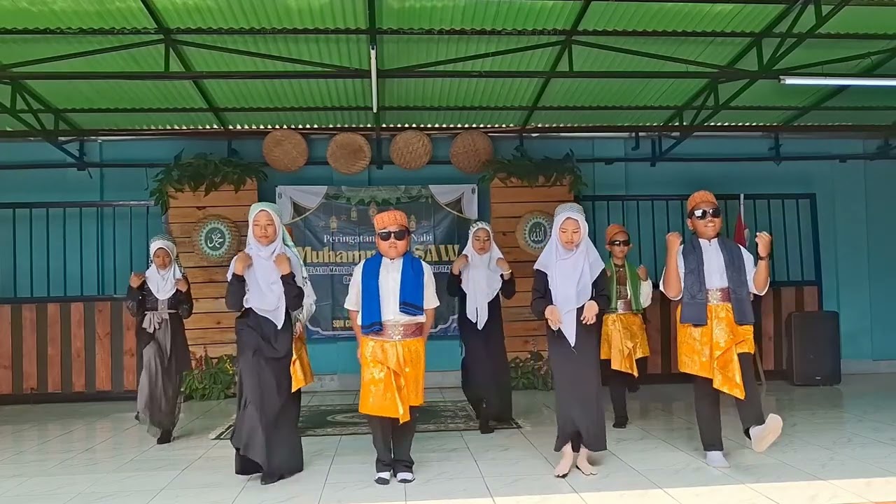 TARI SALAM 5 WAKTU-WALI BAND || MAULID NABI DI SDN CIBUNAR 01 KLS 5A&5B