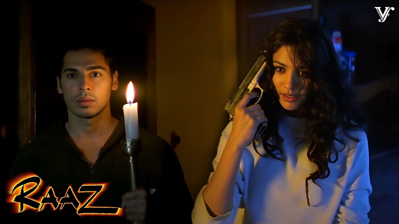 देखकर Malini का खूबसूरत हुस्न, शादीशुदा Aditya का दिमाग हुआ सुन्न | Raaz | Malini Sharma, Dino Morea