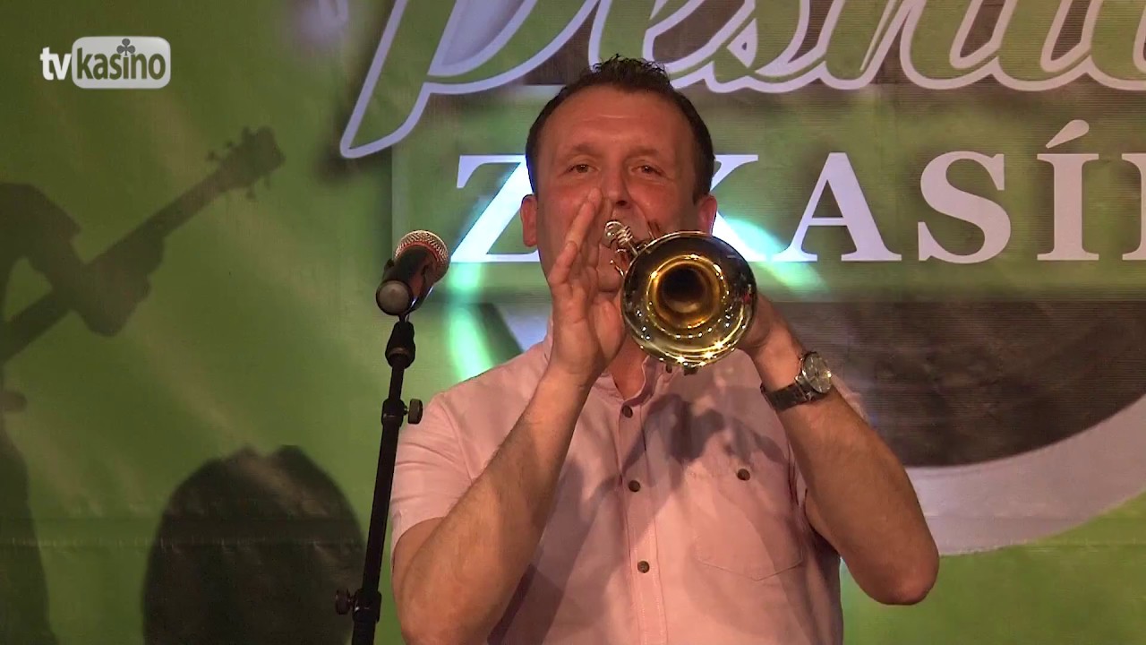M plus M: U našich kasáren