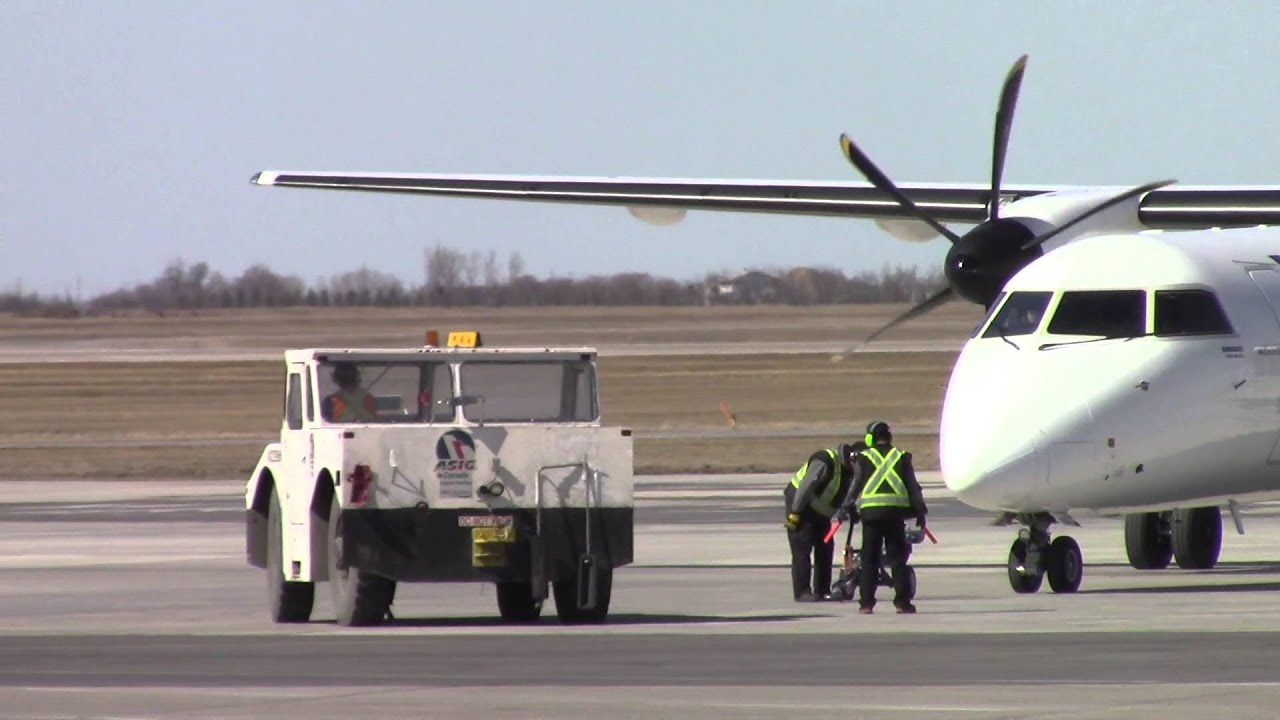 Saskatoon John G Diefenbaker International Airport (YXE/CYXE) Terminal Plane Spotting