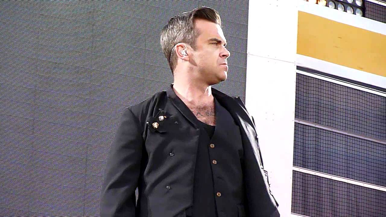 Robbie Williams Progress Live - Let Me Entertain You - Hampden Park Glasgow, June 23