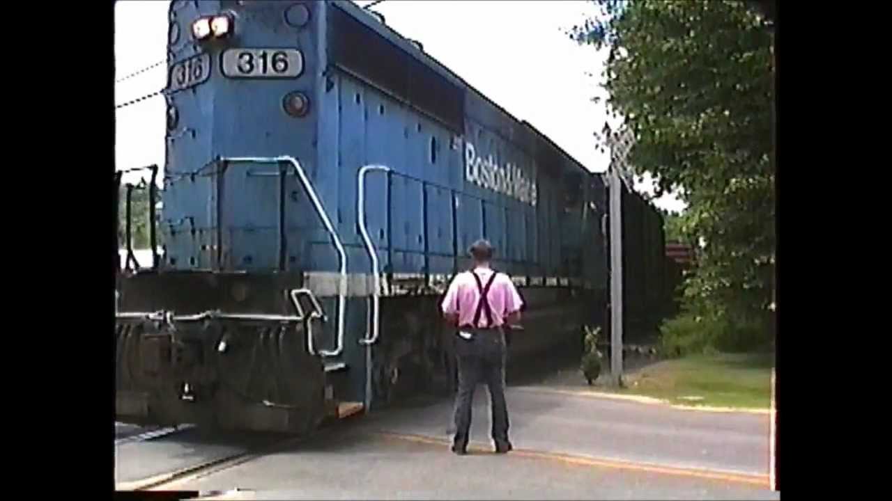 !LOOK! B&M #316 in full blue paint Portsmouth switcher 06/24/1991