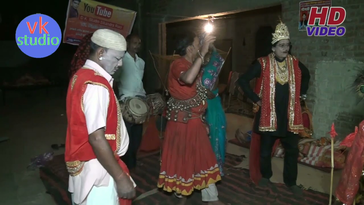 अर्जुन ने हिजडा‌ का वोस कर /राजा के दरबार में किस प्रकाश का नाम बताते हैं   दाताराम पार्टी
