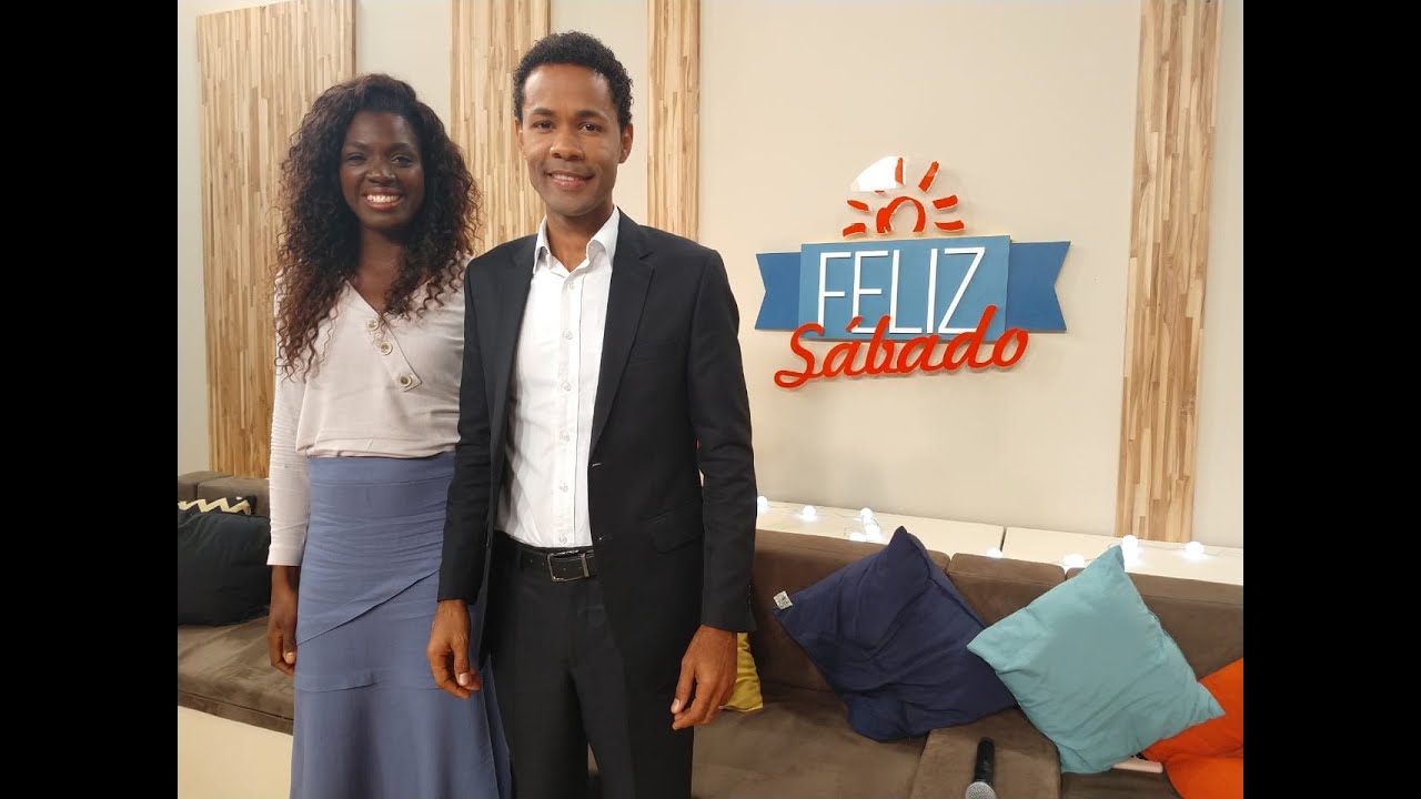 Feliz Sábado com Carol Felix