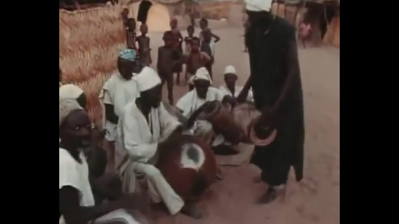 Os Tambores do Passado (1971) - Jean Rouch