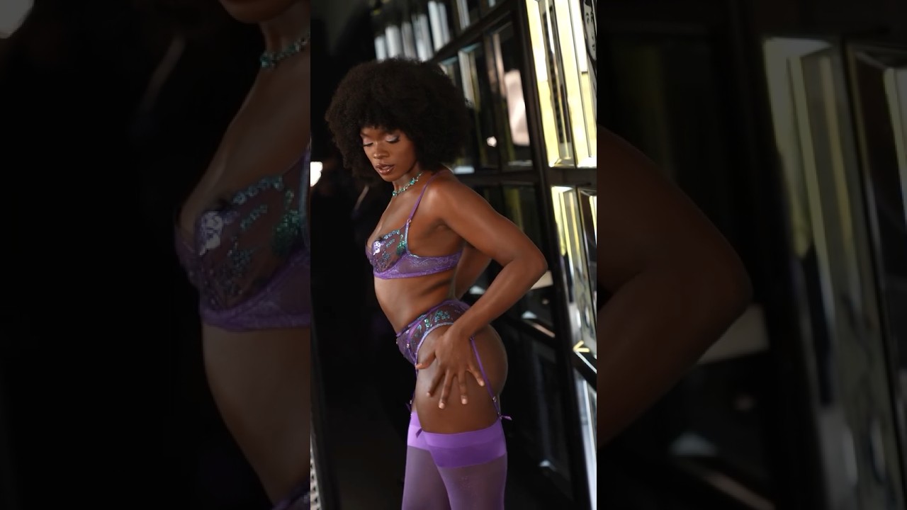 Pornstar Ana Foxxx hot sexy juice video 🍑🍑😋😋🥵🥵🤤🤤🍼