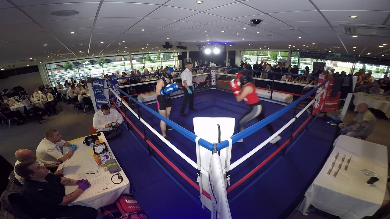 Ultra White Collar Boxing | Chester | Nahed Aissi VS Nat Robberts