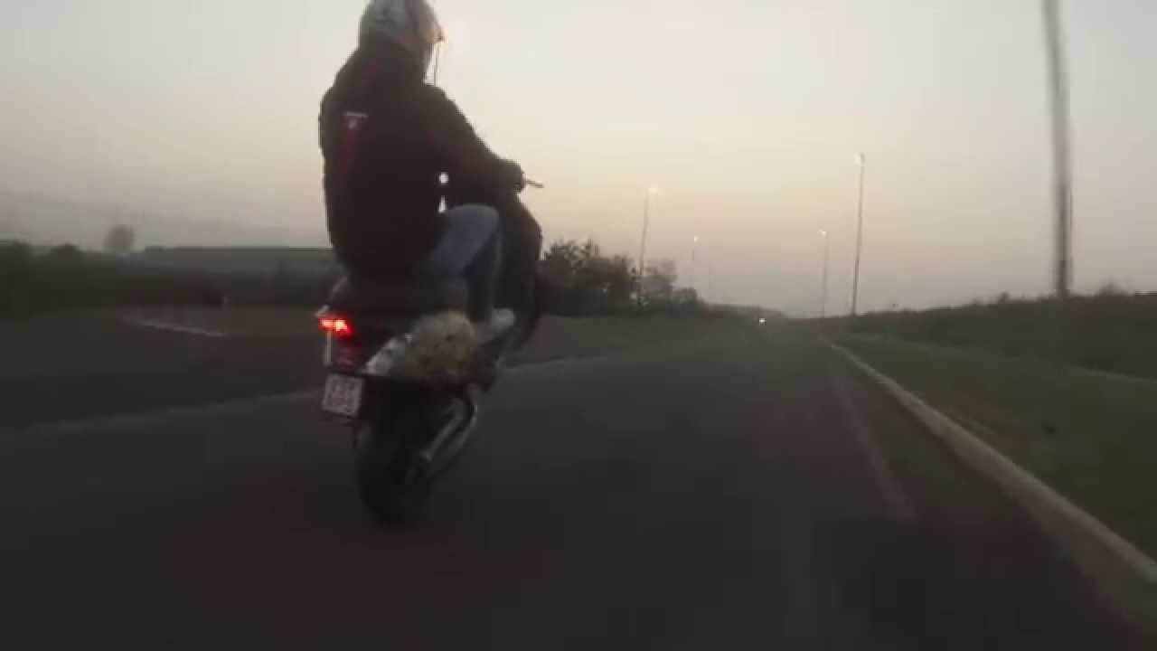 Zip sp Mhr replica Wheelie + Go Pro Hero 3 (FULL HD)