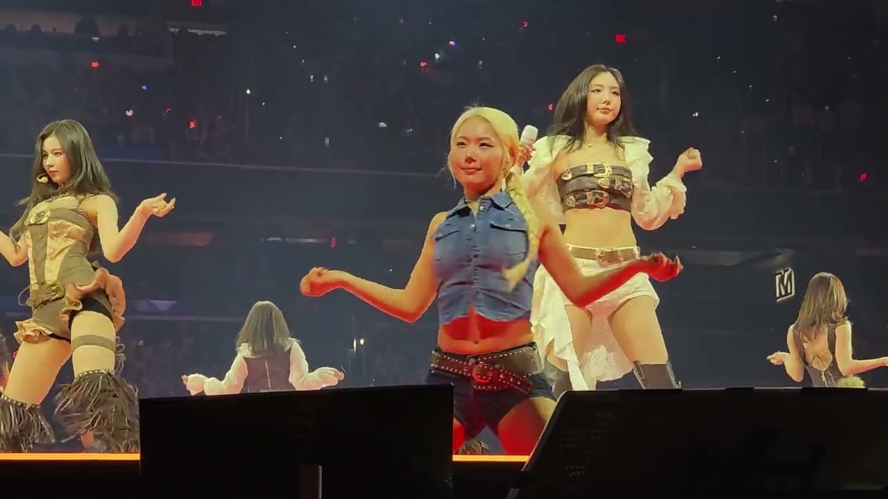 TWICE (트와이스) - Hell In Heaven  Live in Washington, DC  20260213 (Day 1) 