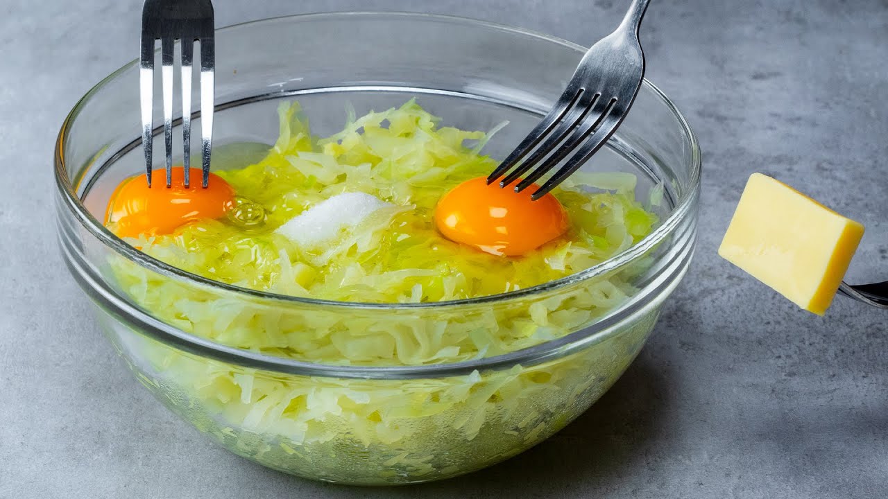 Avec 1 chou, 2 œufs et du fromage, vous préparez un dîner super délicieux!| Savoureux.tv