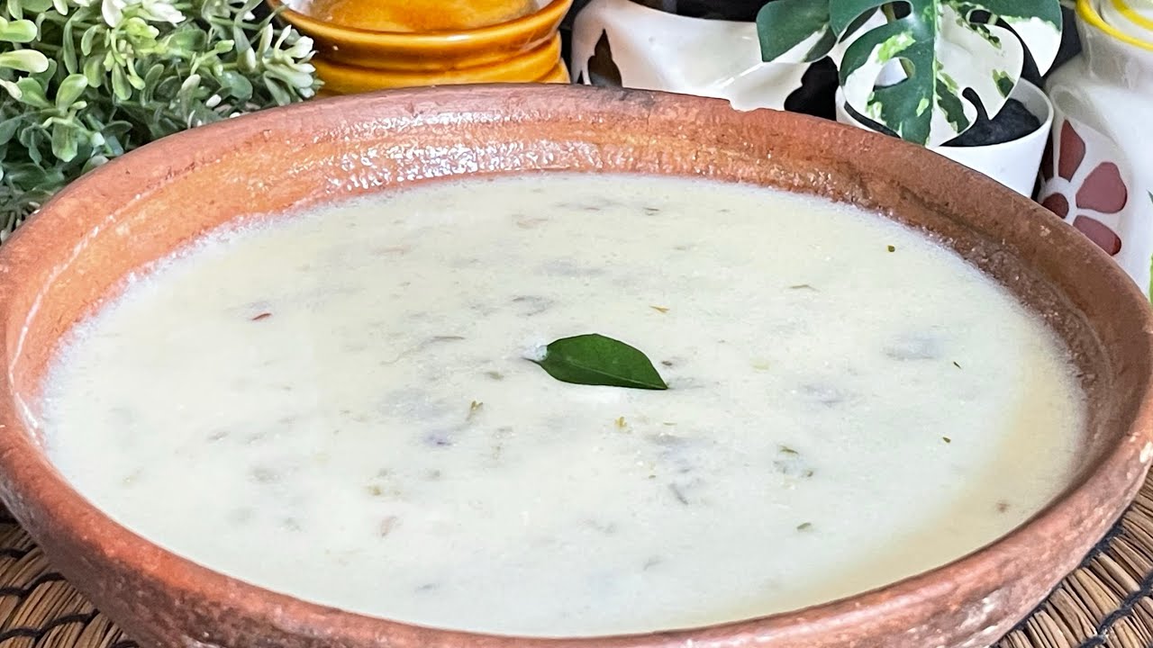 महाराष्ट्रीयन खमंग न फाटणारी दही कढी | Curd Recipe | Dahi Kadhi | Dahi Kadhi Recipe in Marathi..