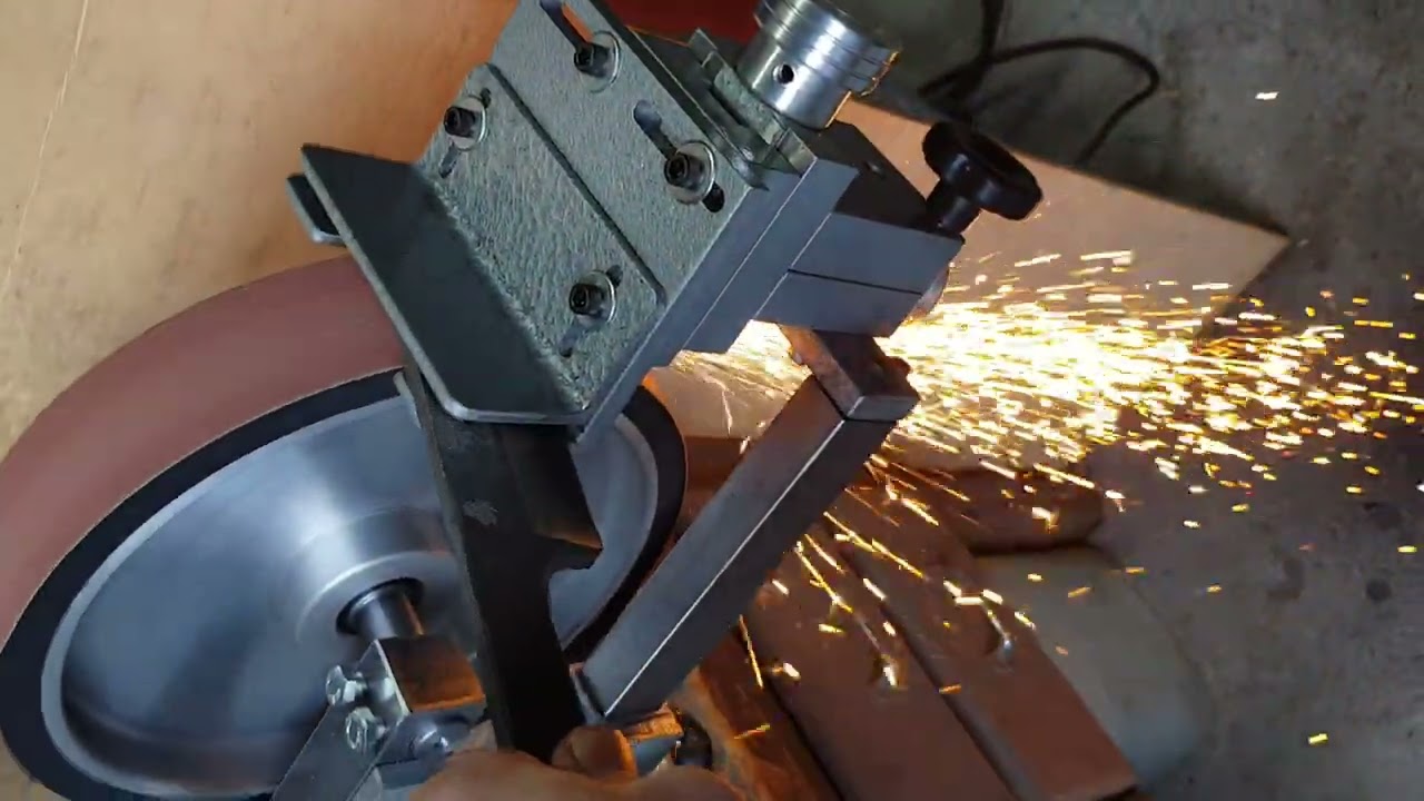 Lixadeira basculante com desbaste gabarito hollow 3cv weg