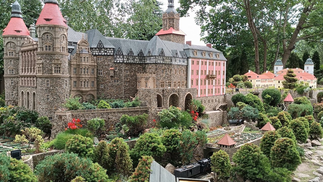 Парк Мініатюр (Ковари, Польща)                     Park Miniatur (Kowary, Polska)