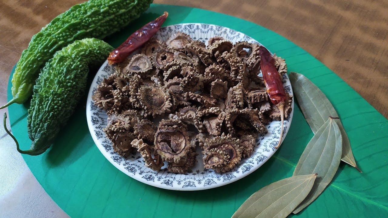 Crispy crunchy karele ke chips..