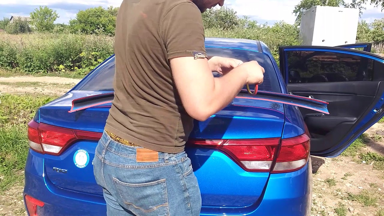 Липспойлер на KIA RIO. Как приклеить спойлер ровно)