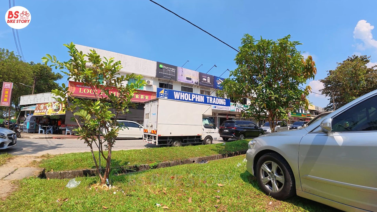Taiping Car Drive to Restoran Looi Family