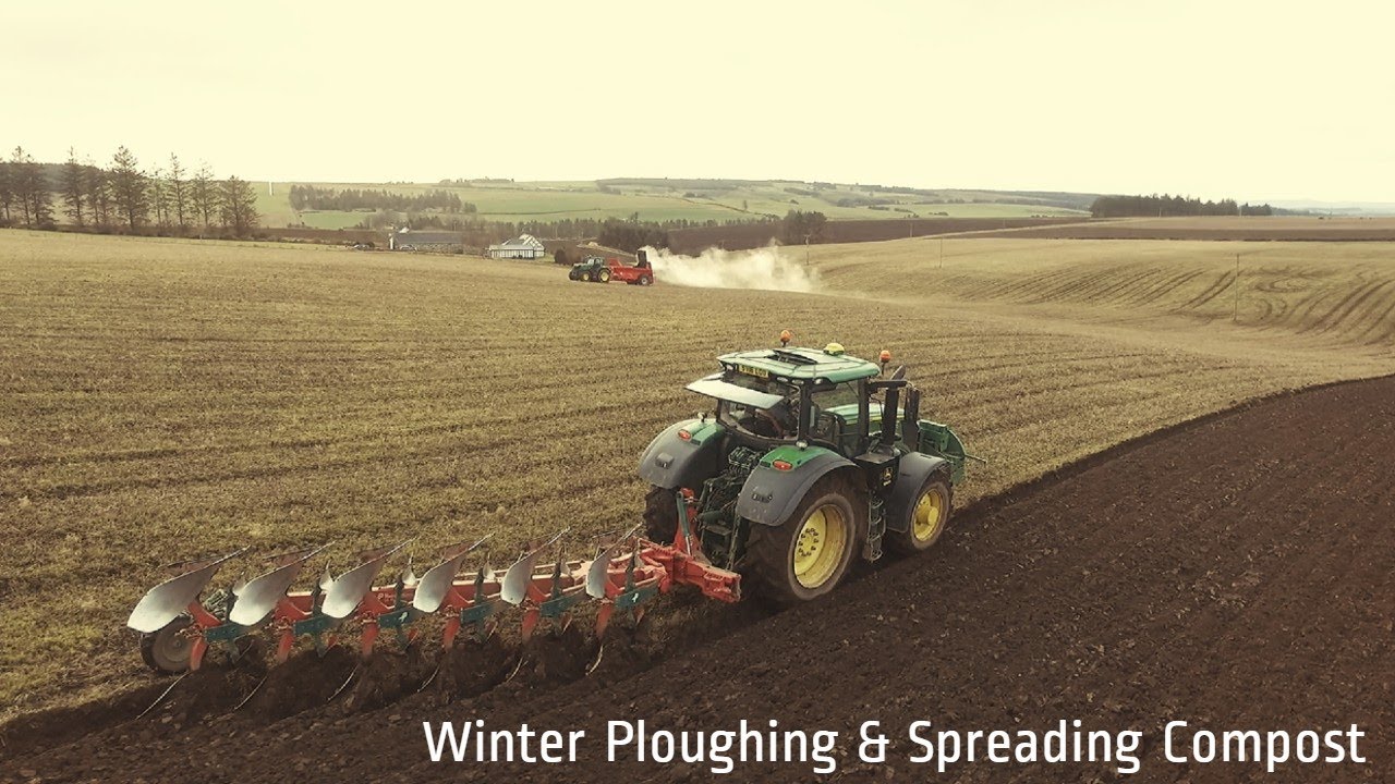 Winter Ploughing & Spreading Compost - John Deere 6215R & 6195R -2020